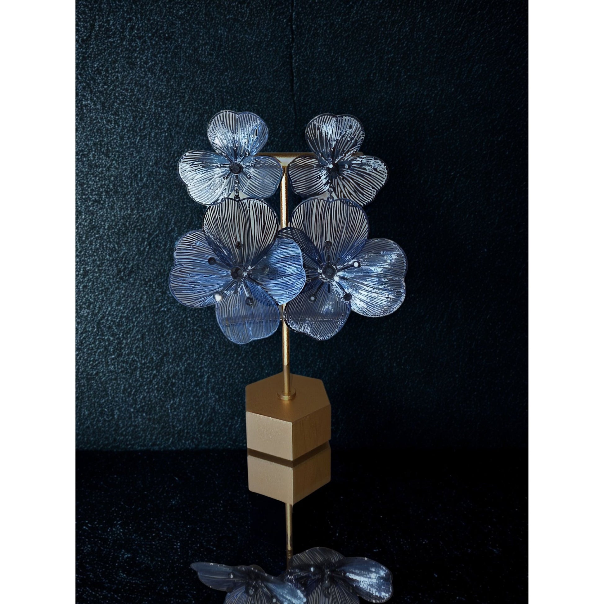 Iris Earrings - Boutique Royále
