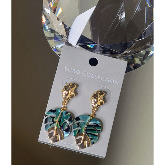Tropic Chic Earrings - Boutique Royále