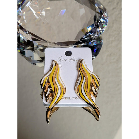 Yellow Pearl Seashell Earrings - Boutique Royále