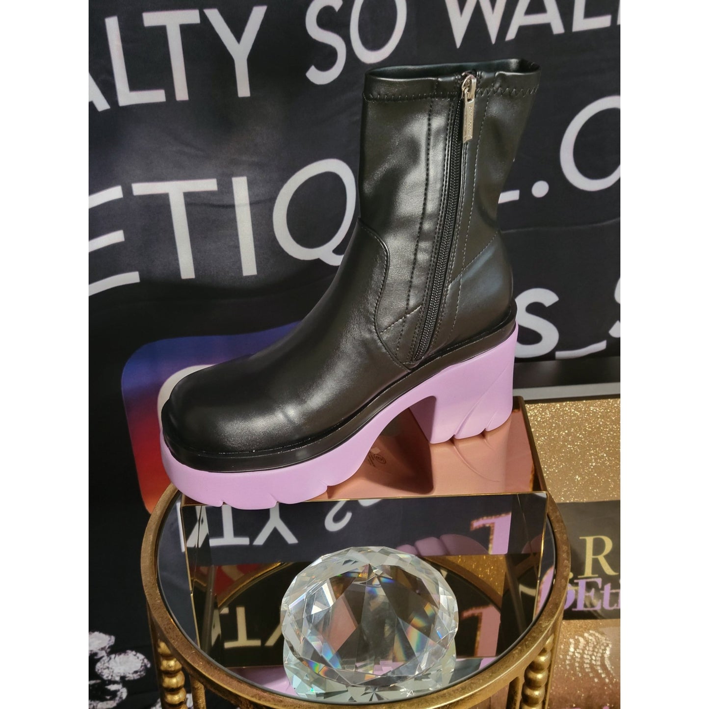 Black Lavender Love Boots - Boutique Royále
