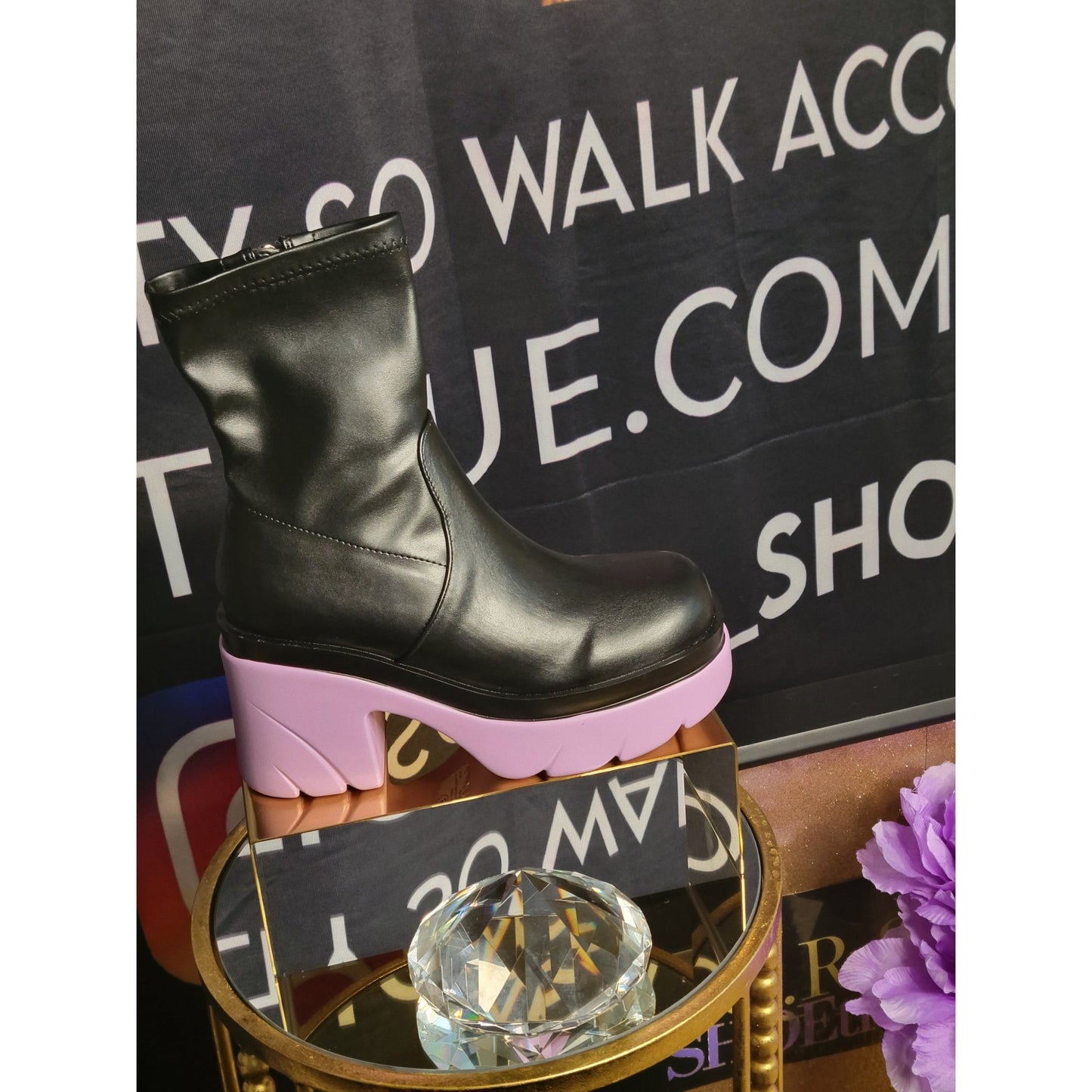 Black Lavender Love Boots - Boutique Royále