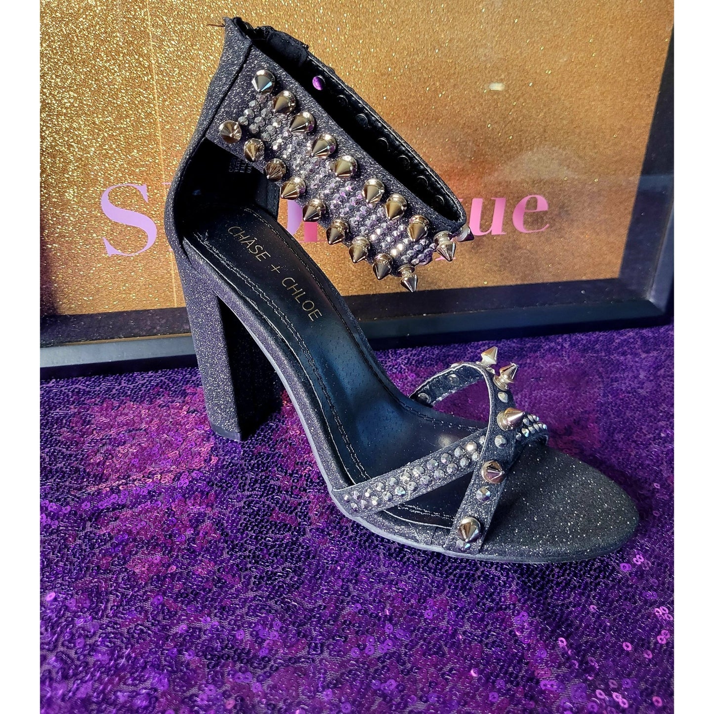Roxy - Boutique Royále