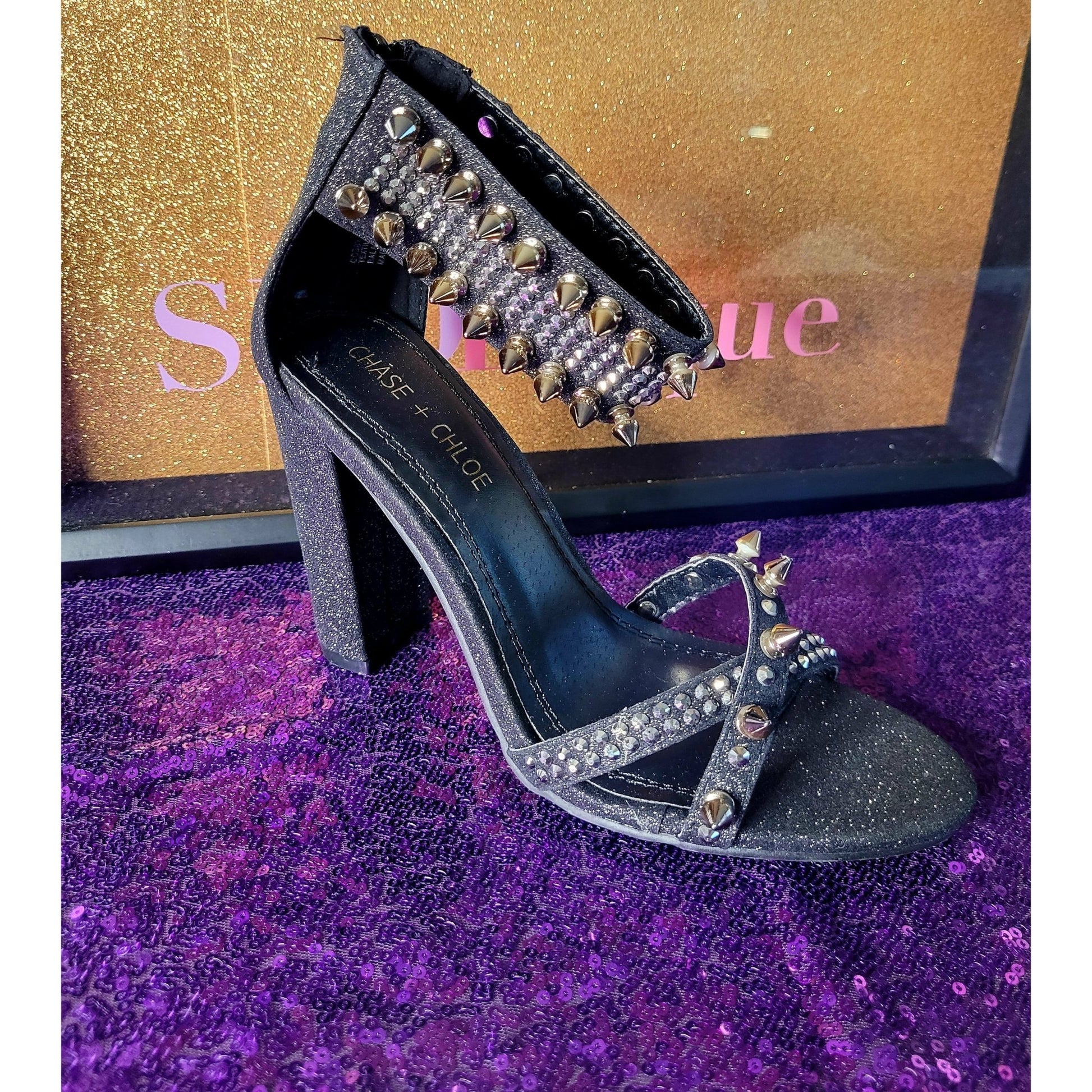 Roxy - Boutique Royále